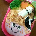 arakids's cooksnap of when they made ハロウィンキャラ弁＊ナポリタンで魔女っこ.