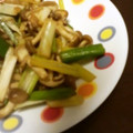 サトモユリア's cooksnap of when they made 長ネギときのこの炒め物//.