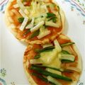 あやかんぱり's cooksnap of when they made 餃子の皮ピッツァ.