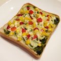 なつき☆ミ's cooksnap of when they made 簡単！あまりもんDE豪華ピザトースト.