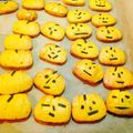 る・る・る's cooksnap of when they made ハロウィンに☆型不要♡かぼちゃクッキー.