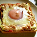 甘いものだーいすき's cooksnap of when they made 半熟卵とろ～り♪焦がしマヨチートースト.