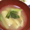 ｼﾞｪｲﾐｰ's cooksnap of when they made 色のあせない小松菜のみそ汁♪.