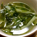 となりのカタコ's cooksnap of when they made 通風対策！ワカメと豆苗の中華スープ.