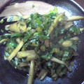 ちびよっしい's cooksnap of when they made シャキ♪しゃき☆大根葉とごぼうの炒めもの.