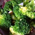 よねばあ's cooksnap of when they made 大人の☆ブロッコリーの茹で方.