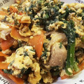 あやごんざれす's cooksnap of when they made 簡単★春菊と豚肉のオイスターソース炒め.