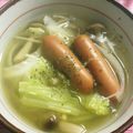 mihonakari's cooksnap of when they made しめじとキャベツのコンソメスープ☆.