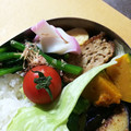 イシス女神's cooksnap of when they made 簡単お正月＊かまぼこ飾り切り＊Ver.3.