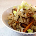 eMe33's cooksnap of when they made 手抜き簡単 ツナと塩昆布の炊き込みご飯.
