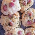 じゅじゅさん's cooksnap of when they made 簡単朝食 チーズソーセージパン.