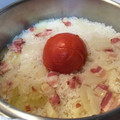 yuchinori's cooksnap of when they made 圧力鍋で☆丸ごとトマトの炊き込みご飯.