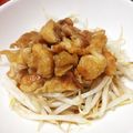 ayaakari's cooksnap of when they made もやしとカリカリ鶏皮のゴマポン。.