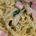 りぃほぁ☆'s cooksnap of when they made ベーコンと小松菜の和風クリームパスタ.
