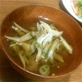麻's cooksnap of when they made きのこと ごぼうの お味噌汁＊゜.