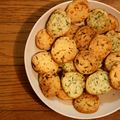 chibirock's cooksnap of when they made にんじんと春菊のスノー・クッキー.