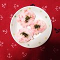 elingo's cooksnap of when they made レンジで海老満月風薄焼き煎餅.