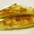 sakuni's cooksnap of when they made 玉子とチーズとハムの春巻き.