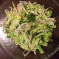 あきやまむ's cooksnap of when they made もやしとブロッコリーの簡単ナムル.