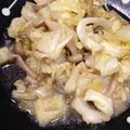 yuri＊mana's cooksnap of when they made 超簡単キャベツとしめじのめんつゆマヨ炒め.