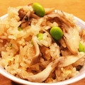 ♡eriring♡'s cooksnap of when they made 和風だしで簡単＊しめじと枝豆のおこわ.