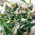 ぱんだねーさん's cooksnap of when they made ほうれん草としめじのゴマ和え.