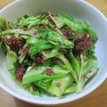 daikanon's cooksnap of when they made キャベツとコンビーフの炒め物☆おつまみに.