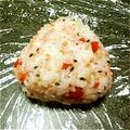 みきゅうり's cooksnap of when they made カリカリ梅と鰹ぶしのおにぎり.