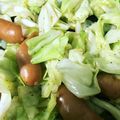 るりせ's cooksnap of when they made ｷｬﾍﾞﾂとｳｲﾝﾅｰのｺﾝｿﾒ炒め.