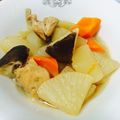 のん＊＊'s cooksnap of when they made お肉柔らか大根と人参、椎茸、鶏肉の煮物.