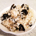 ☆すうたん☆'s cooksnap of when they made 簡単 美味しい ワカメご飯♪ お握りにも.