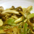 まゆきなこチョコ's cooksnap of when they made 長ネギとしめじのカレー炒め.