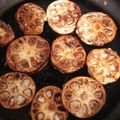 初心者柚子's cooksnap of when they made 鶏ひき肉のれんこん挟み焼き.
