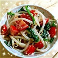 はにーくろーばー's cooksnap of when they made 簡単副菜☆ほうれん草とトマトのマヨ和え.