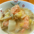 テュテ's cooksnap of when they made あったか～い♪鮭ときのこの和風シチュー.