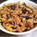 kuroko9696's cooksnap of when they made ◎成功◎鮭とひじきの炊き込みご飯弁当.