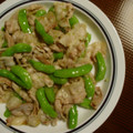 かりらし's cooksnap of when they made えんどう豆と豚肉の柚子こしょう炒め.