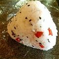 みきゅうり's cooksnap of when they made カリカリ梅と鰹ぶしのおにぎり.
