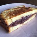おおりんりん♪'s cooksnap of when they made 簡単～ッ★おぐらシナモンホットサンド♪.