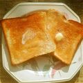 しなちく's cooksnap of when they made お菓子みたいな♡簡単♪シュガートースト♡.