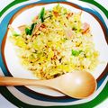 真里衣's cooksnap of when they made 白菜とベーコンの炒飯☻.