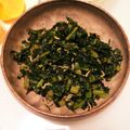あやʕ•̫͡•ʔ's cooksnap of when they made 大根の葉のふりかけ.
