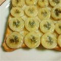 あさここなっつ's cooksnap of when they made 簡単 時短 バナナはちみつトースト.