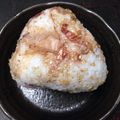 こたつねこくん's cooksnap of when they made 鰹しょうゆ胡麻お握り.