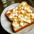 ハニーポッド's cooksnap of when they made バター＆クリチ♡ハニートースト.