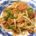 こはる・▽・'s cooksnap of when they made ＊もやしとウインナーのマヨケチャ炒め＊.