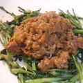 愛うらら's cooksnap of when they made 春菊と豚肉の甘味噌炒め.