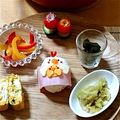 さーやgogo's cooksnap of when they made キャラ弁に☆簡単にわとり親子おにぎり♪.
