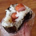 酒饅頭☆彡's cooksnap of when they made ＊卵焼きとウインナーの具＊おにぎり.
