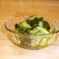 ドキンちゃんのおへそ's cooksnap of when they made 簡単さっぱり！きゅうりとワカメの酢の物.